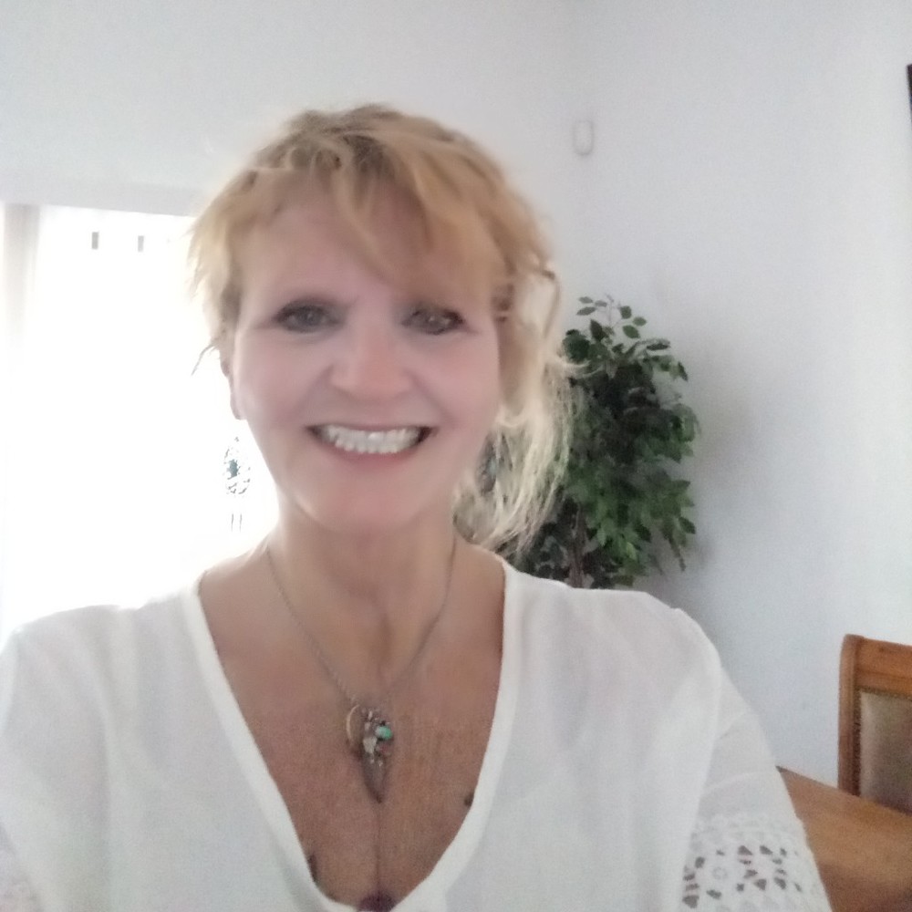 Meet your Posher, Sharron